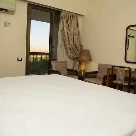 Mg Nefertiti Hotel Al Minya Buitenkant foto